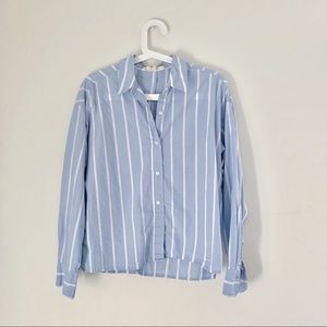 blue&white striped shirt
